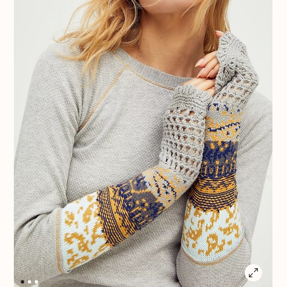 Free People Tops - ❤️New Free People Cuff Thermal Top❤️